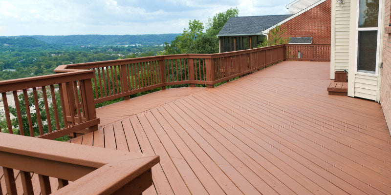 How to Clean Your Deck Railings and Keep Them Looking New