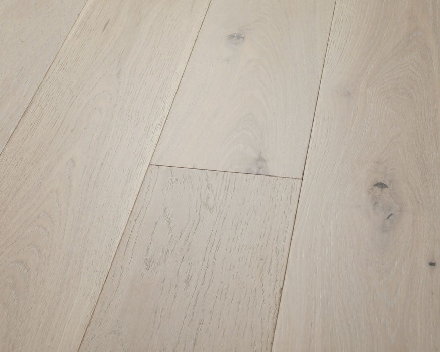 Oak Superior 7.5in Oak Engineered Hardwood Flooring