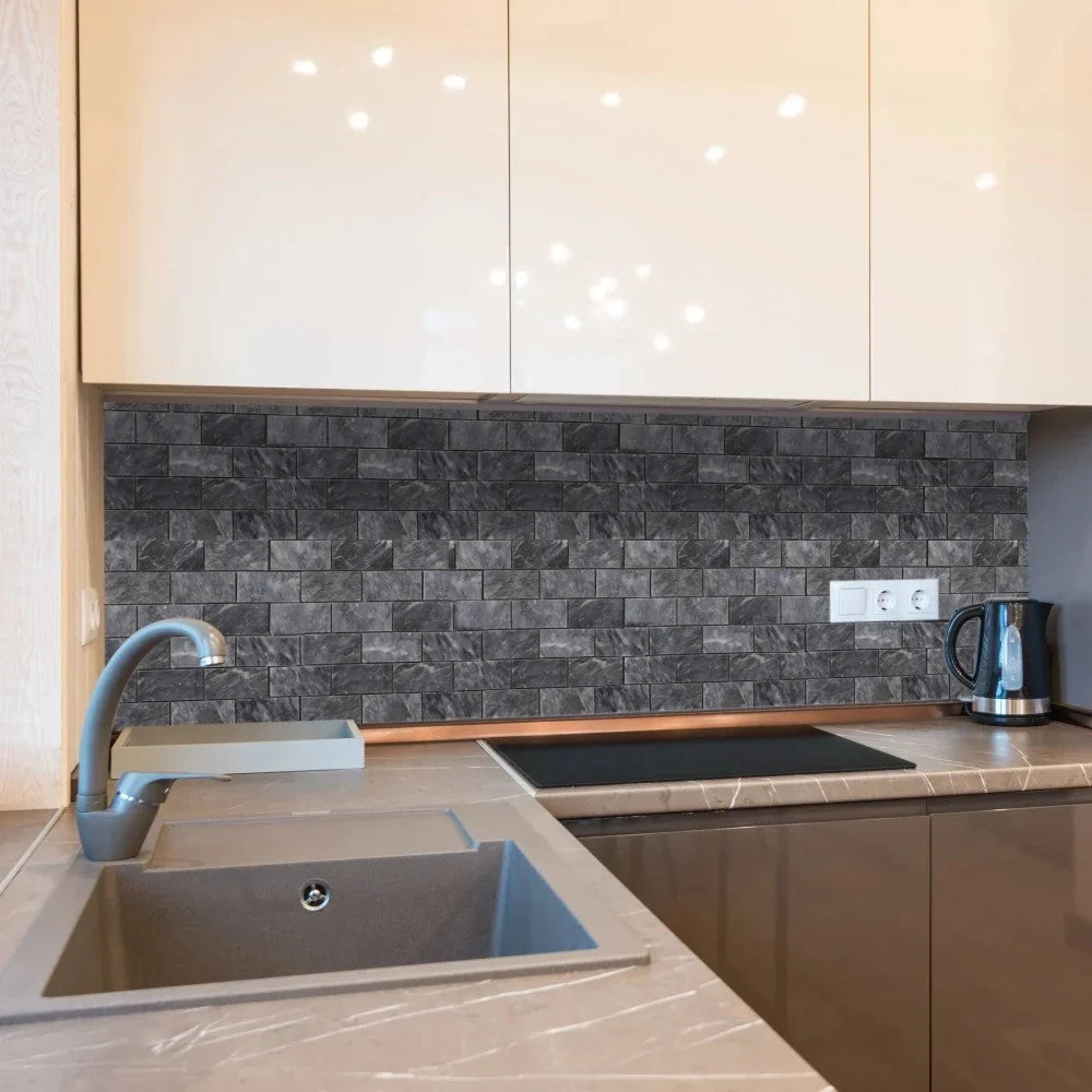 Marble tile backsplash