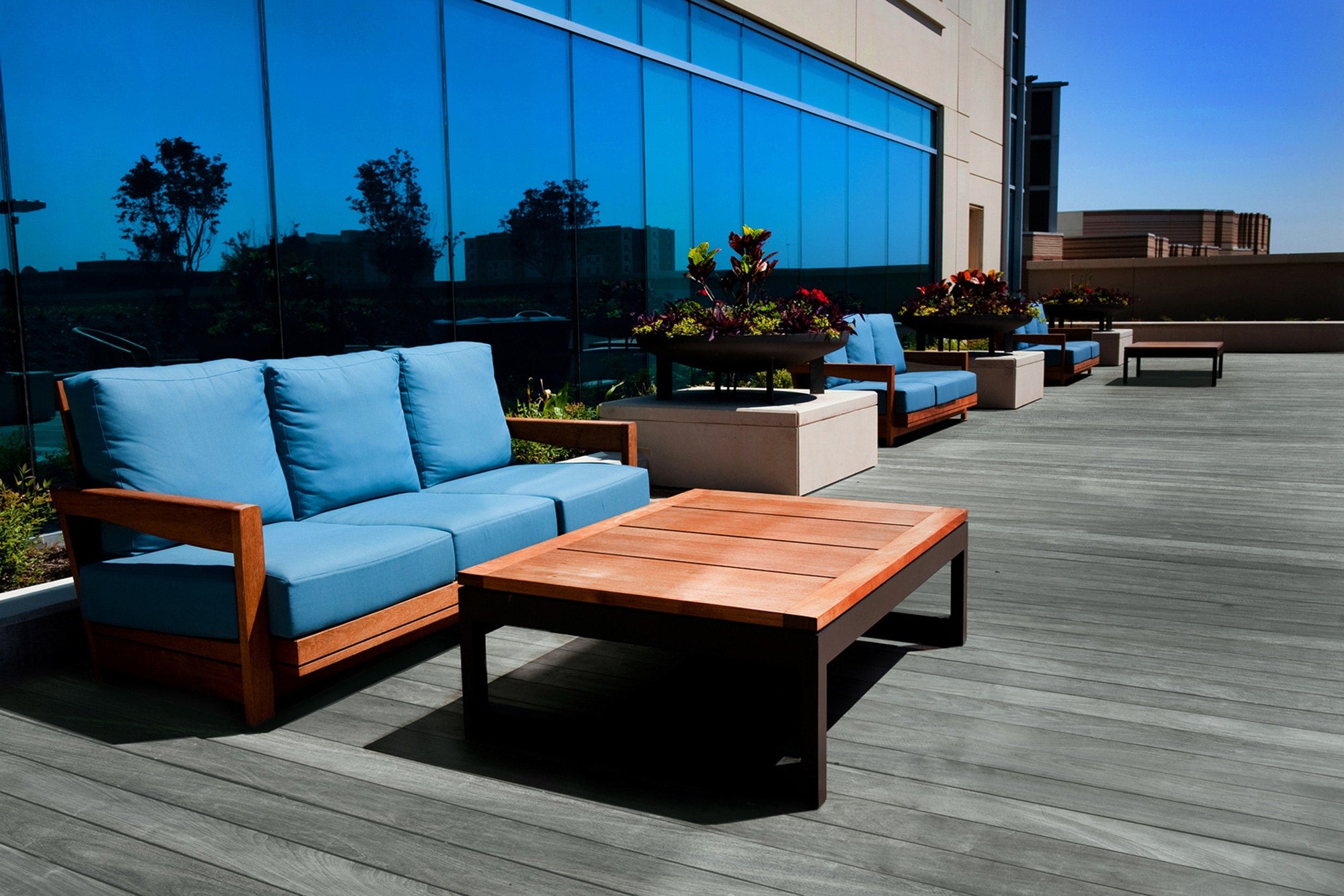 Dura-Shield Ultratex Composite Decking – BuildDirect