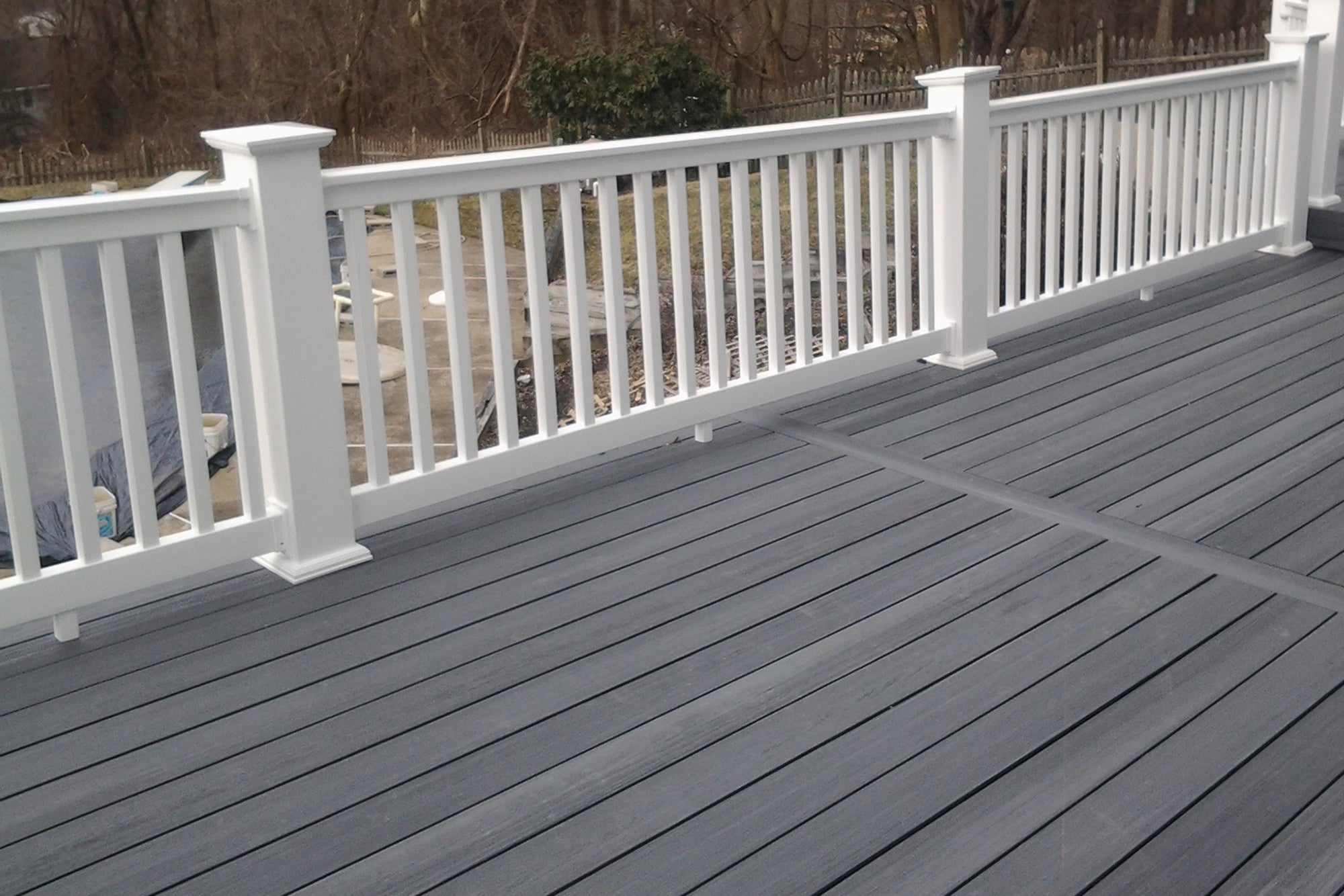 Dura-Shield Ultratex Composite Decking – BuildDirect