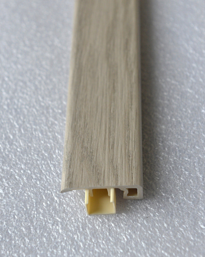 Vinyl Moldings - Ultimate Collection - Lava Grey Oak — Reducer