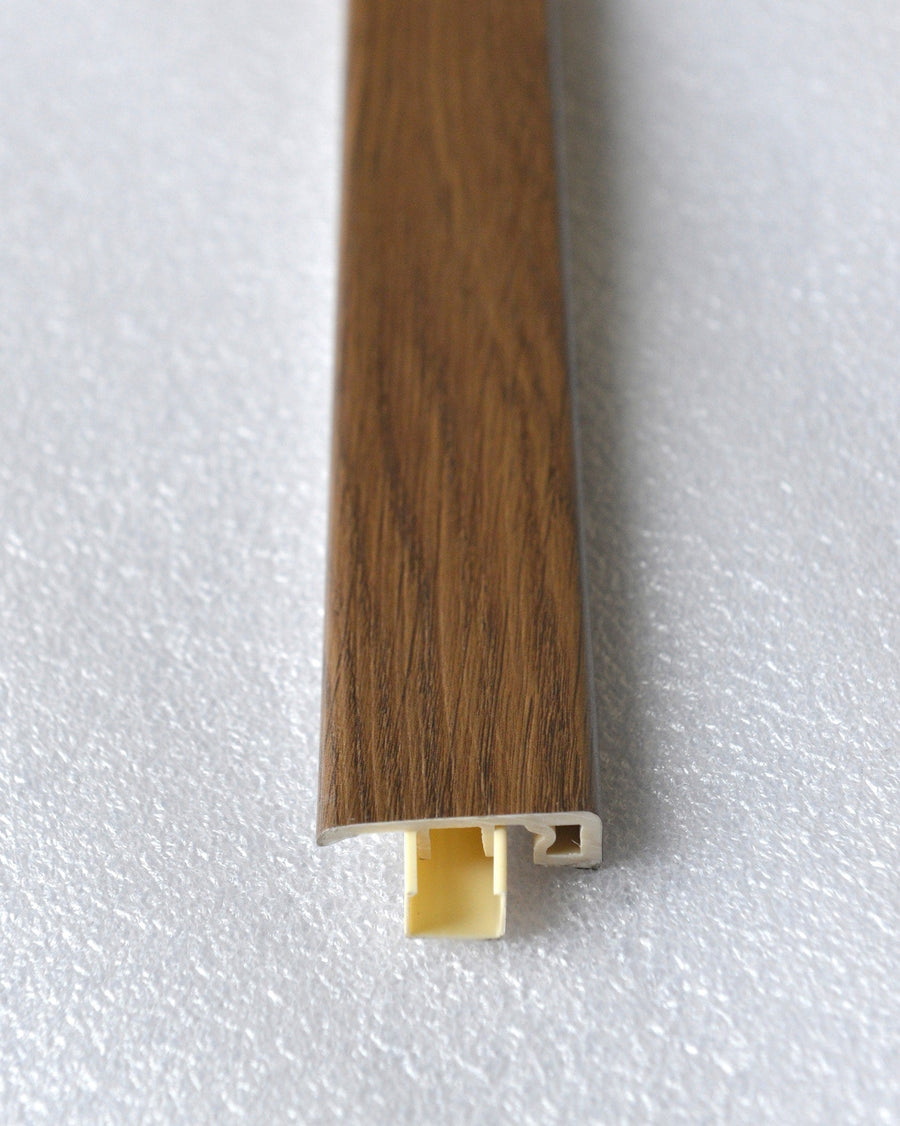 Vinyl Moldings - Ultimate Collection - Canyon Oak — Reducer