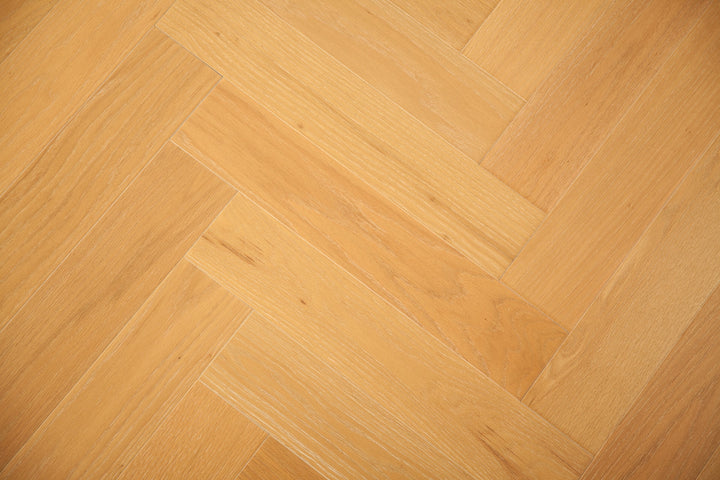Oak Herringbone Engineered Hardwood Flooring — Arizona Plateau