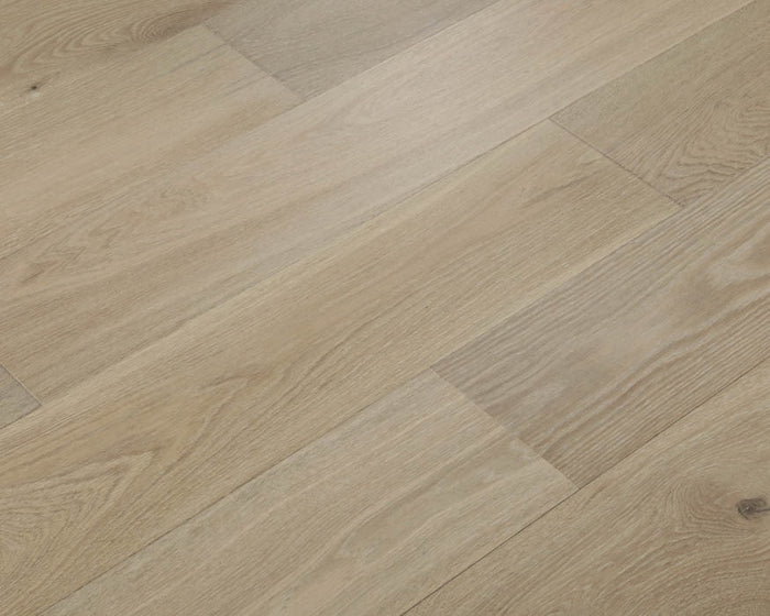 Oak Superior 7.5in Oak Engineered Hardwood Flooring 4