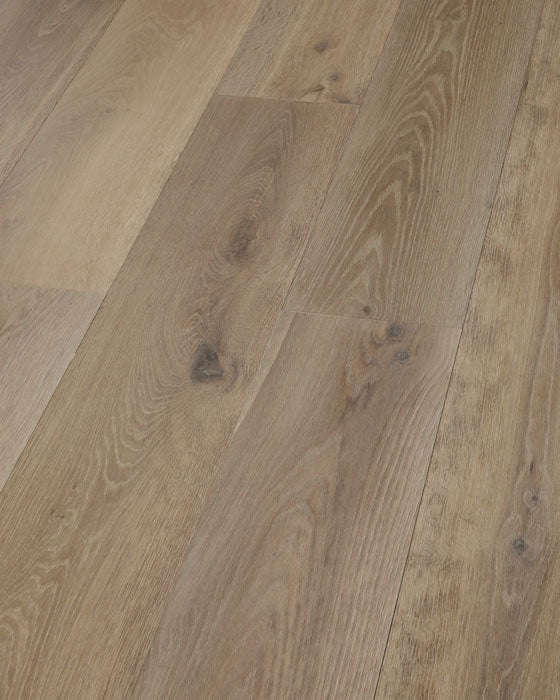 Grand Width 9.5in White Oak Engineered Hardwood Flooring 4