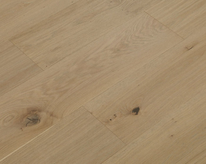 Grand Width 9.5in White Oak Engineered Hardwood Flooring 1