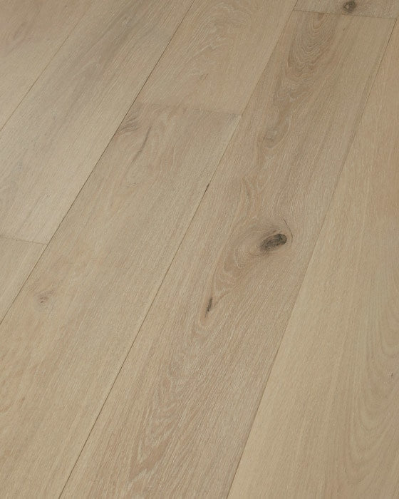 Southport 7.5in White Oak Engineered Hardwood Flooring in Snow Cloud