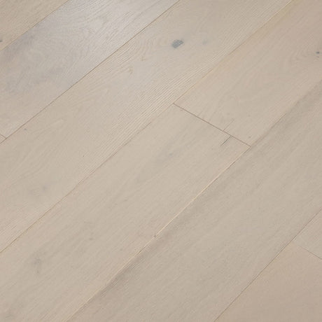 Oak Superior 7.5in Oak Engineered Hardwood Flooring in 4mm Mist