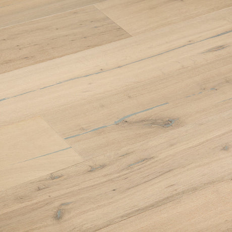 Artisan Brushed Oak Engineered Hardwood Flooring in 2.5mm Saddle