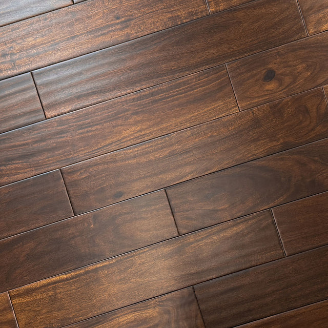 Acacia Engineered Hardwood Flooring in Exotic Walnut
