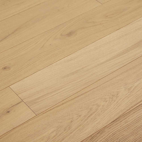 Premier Oak Engineered Hardwood in Shell