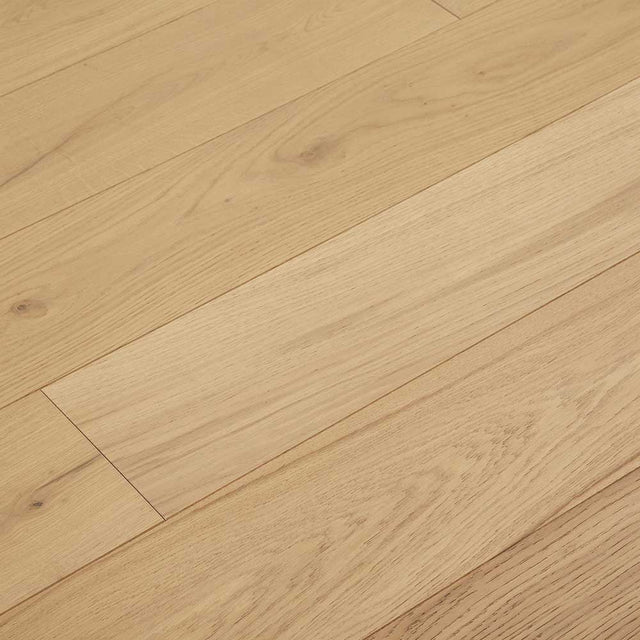 Premier Oak Engineered Hardwood in Shell