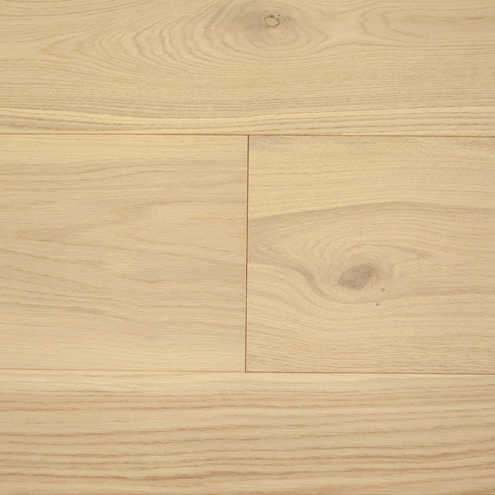 DISCONTINUED - Oak Wide Plank 9 1/2 inch Engineered Hardwood Flooring 4