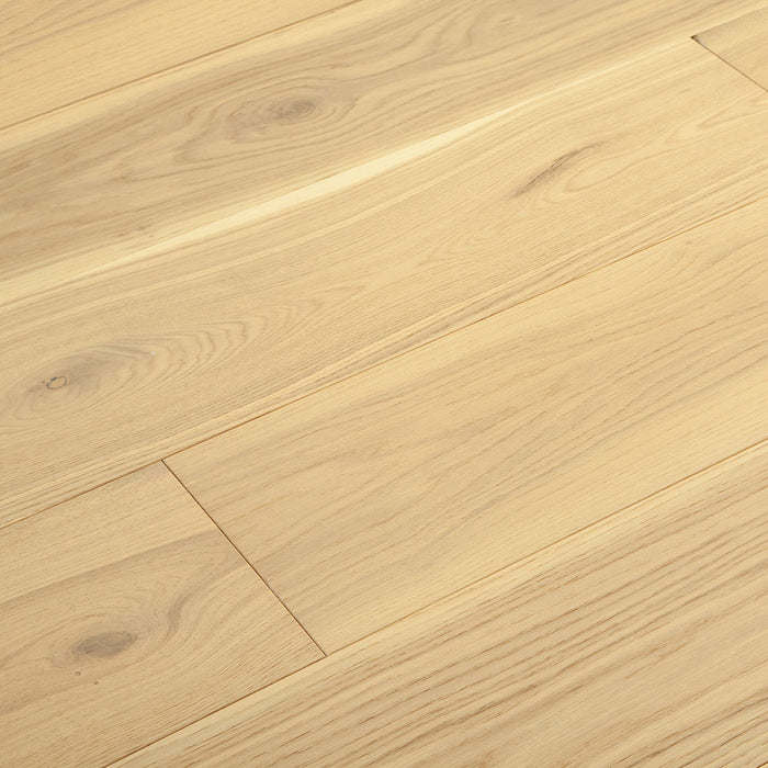 DISCONTINUED - Oak Wide Plank 9 1/2 inch Engineered Hardwood Flooring 1