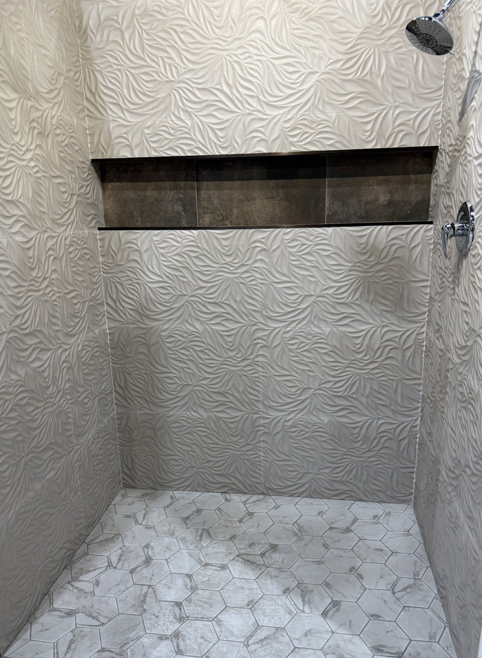 Calacatta 6" Hex Glass Mosaic Tile 2